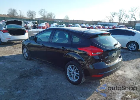 2017 Ford Focus Se z USA, uszkodzony, nr VIN 1FADP3K25HL227357